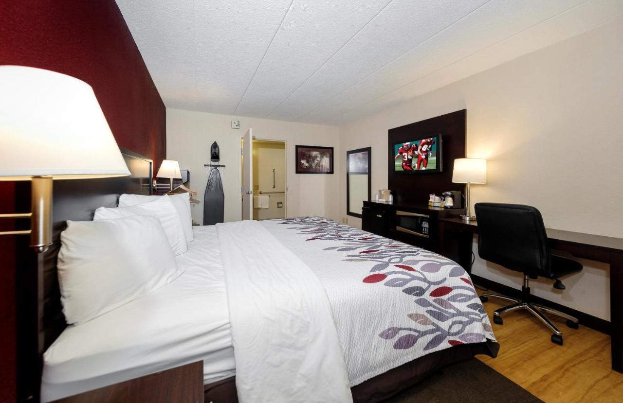 Red Roof Inn Lansing East - Msu Kültér fotó
