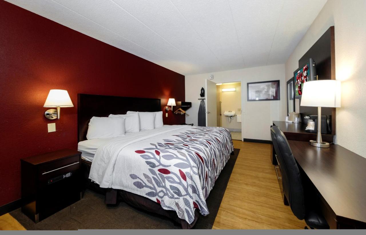 Red Roof Inn Lansing East - Msu Kültér fotó