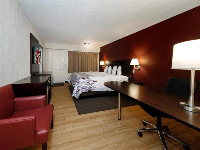 Red Roof Inn Lansing East - Msu Kültér fotó